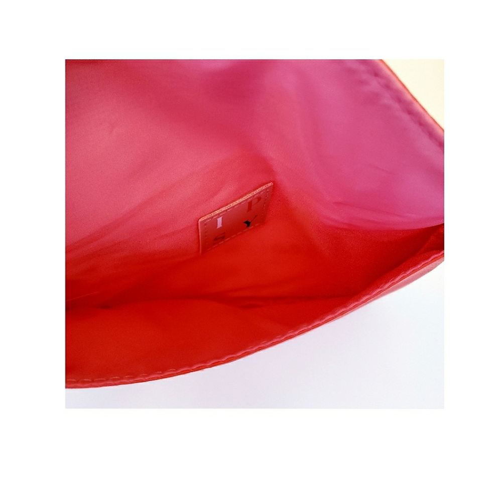 Sealed with a kiss ipsy bag - Picture 3 of 3